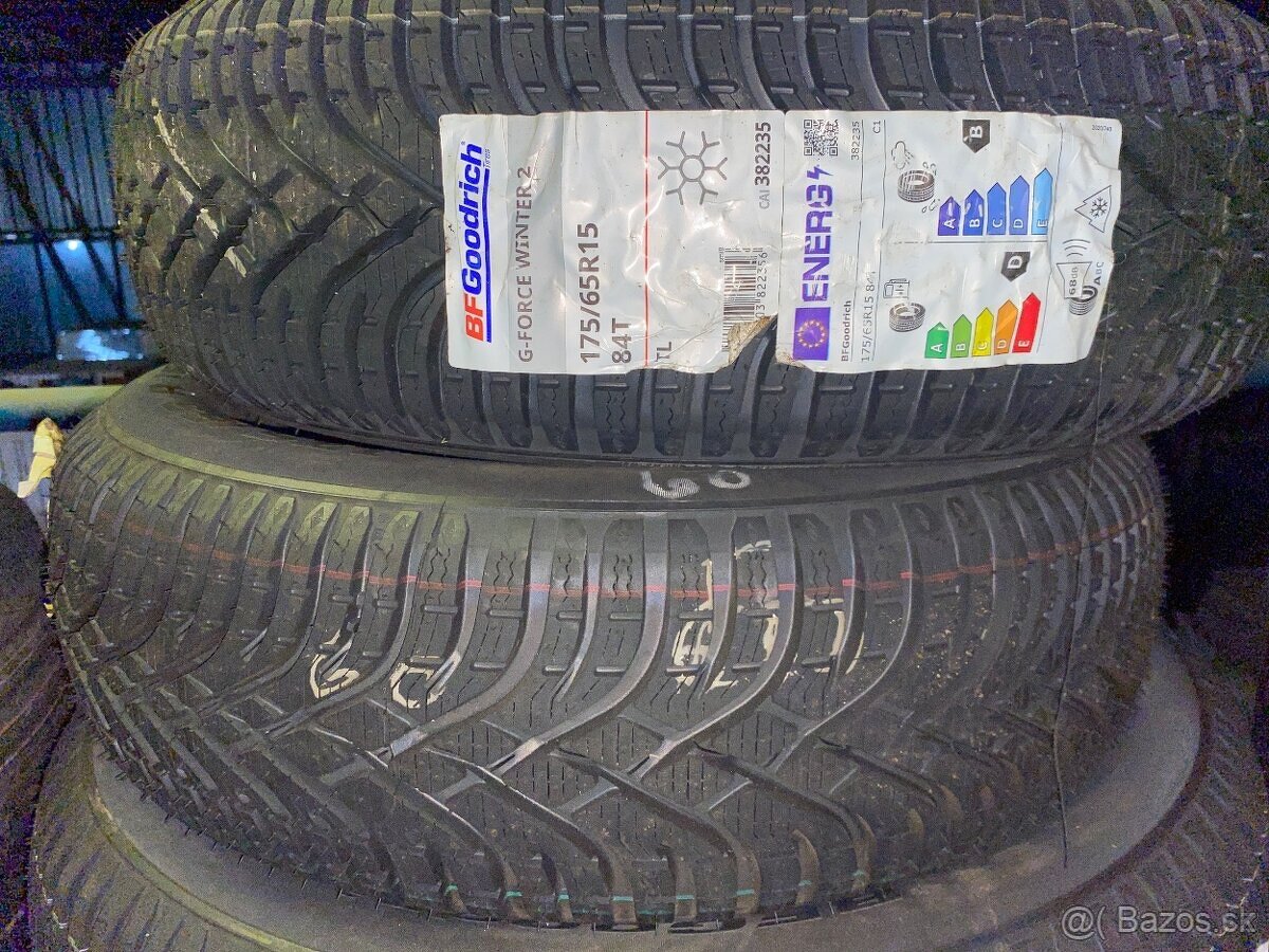 2x nove celorocni pneu tigar 185/65 r15 1000/ks