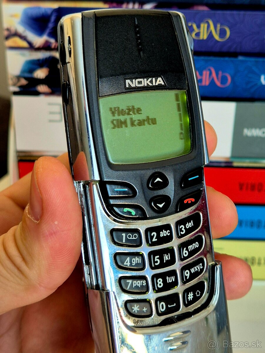 NOKIA 8810 CHROME TOP STAV / SLOVENSKÝ + ČESKÝ JAZYK TOP