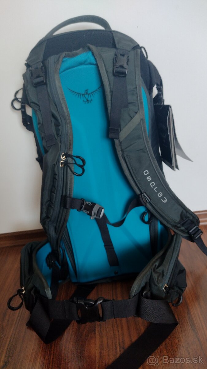 Osprey Kamber 32l. freeridový ski batoh