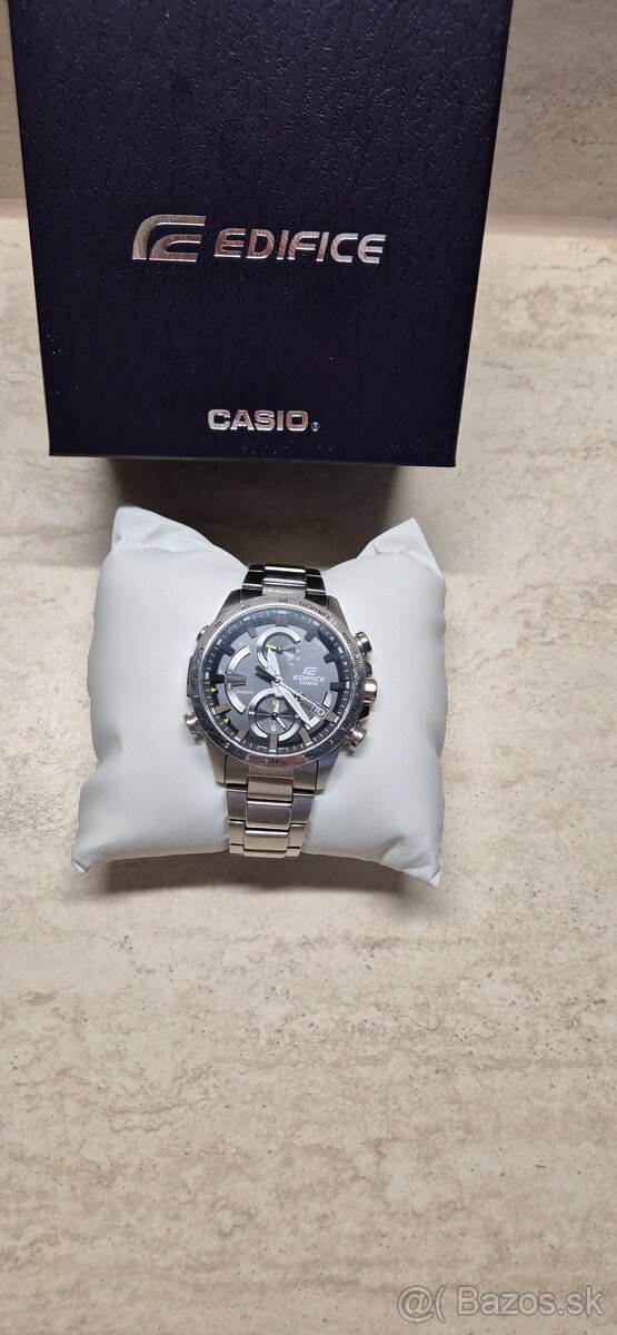 Casio EQB-900D-1AER