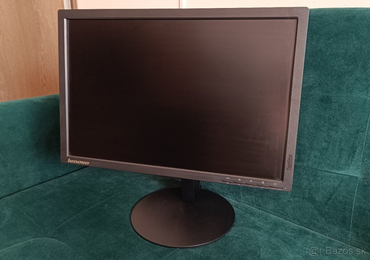 2x LCD Monitor Lenovo 19.5" ThinkVision