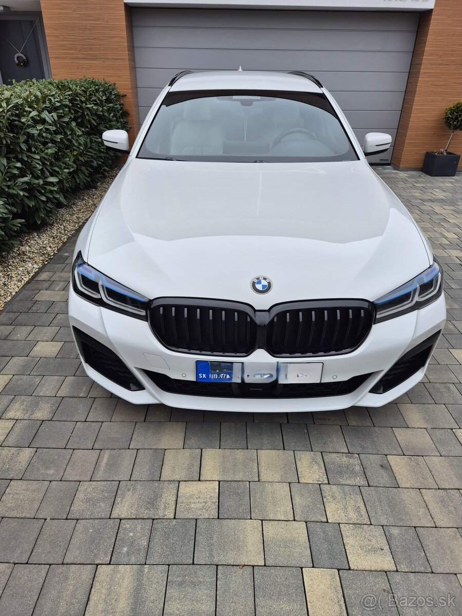 BMW rad 5 Touring 530d mHEV xDrive A/T + M Packet doplnky