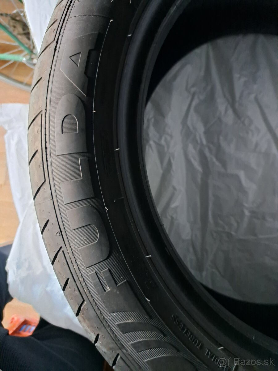 215/55 r17