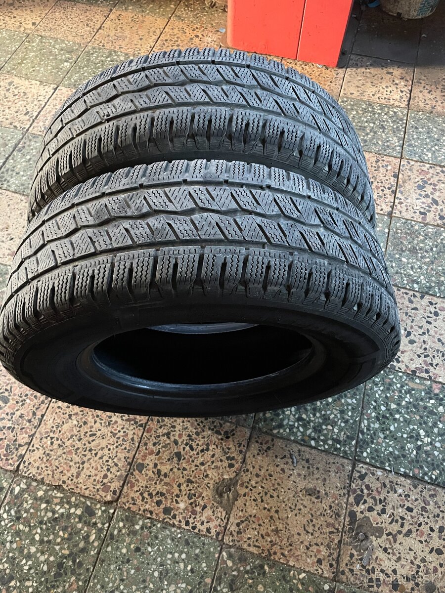 Predam zimne pneumatiky 235/65 r16 C HANKOOK