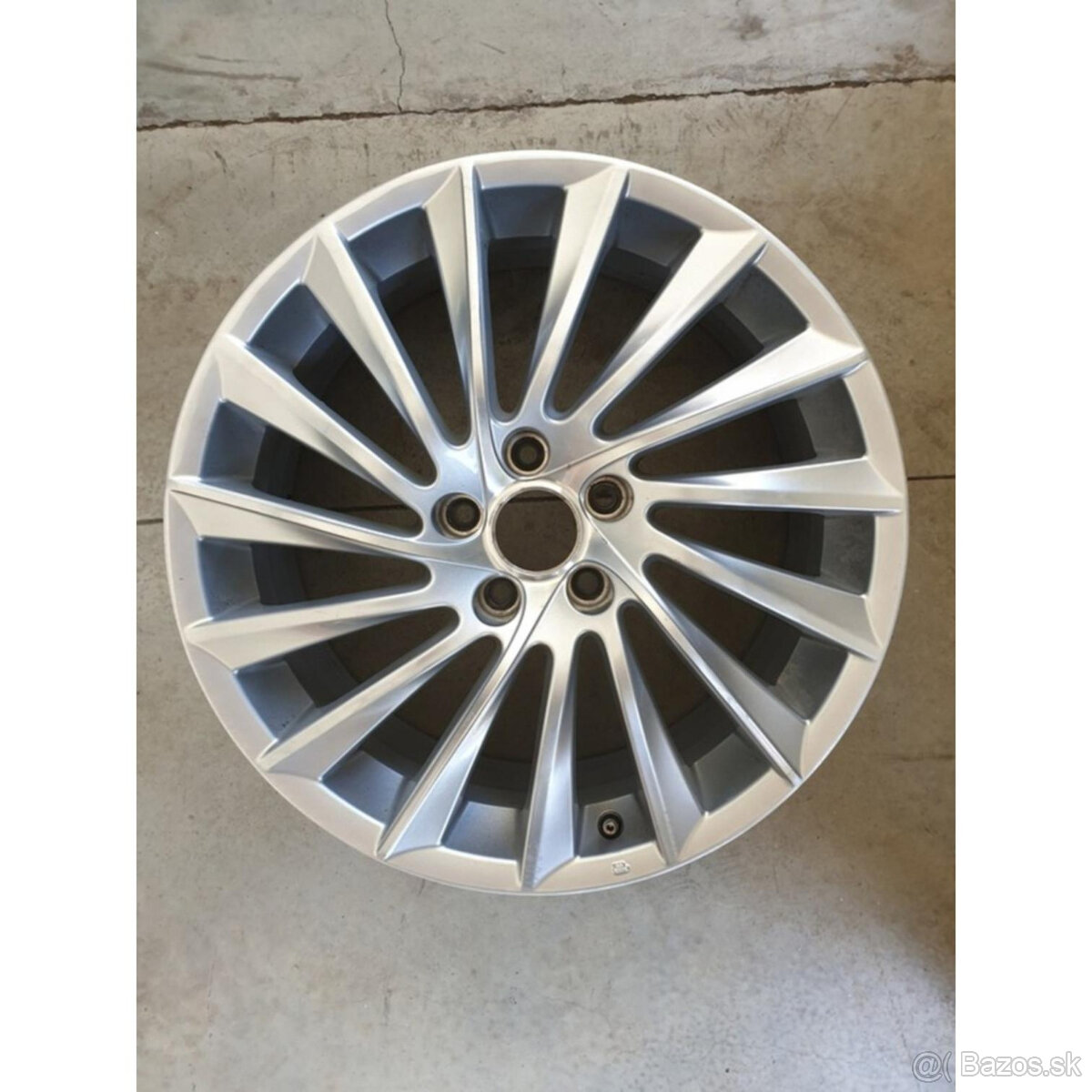 1kus ALFA ROMEO Giulietta disk 5x110 R18 ET41