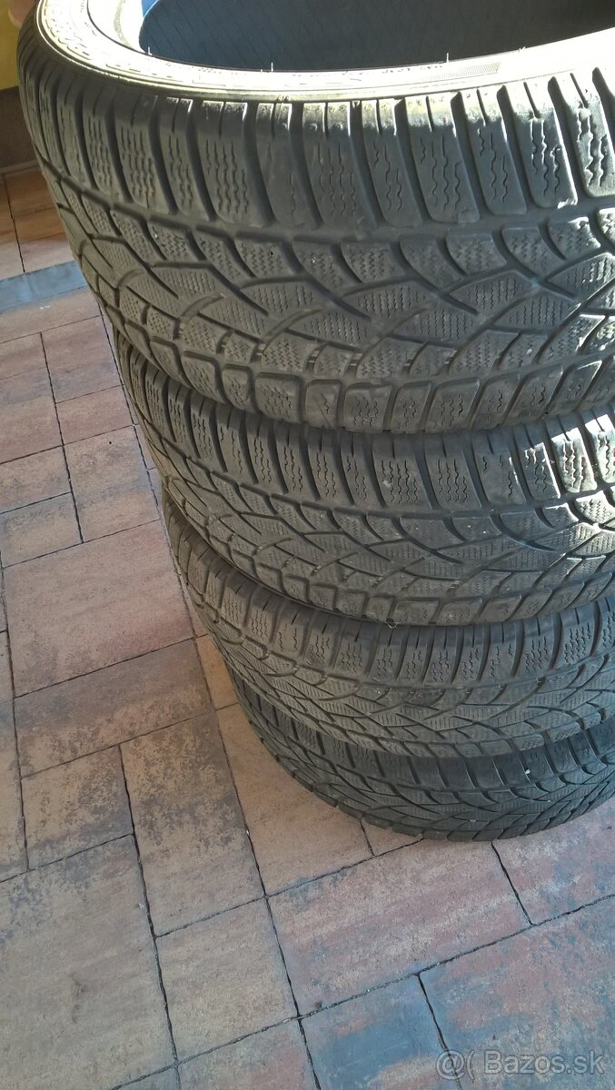 4 ks ZIMNÉ 235/45 R19 99V XL DUNLOP cca5-6mm LEN 99,99€/sada