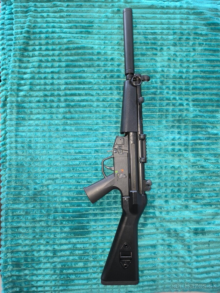 Predám samonabíjaciu malokalibrovku GSG-5L,(H&K MP-5), 22 LR