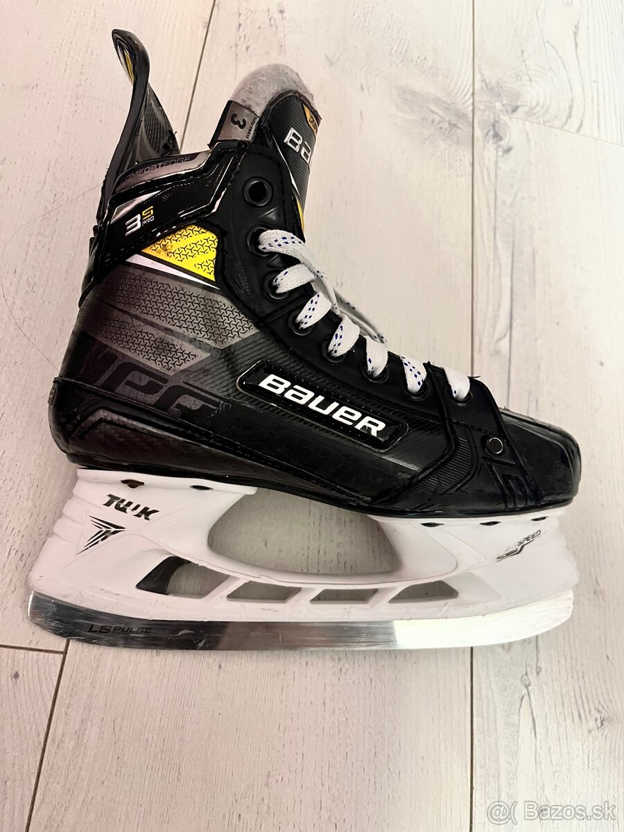 BAUER SUPREME 3S PRO VEĽKOSŤ 3 EE (36)