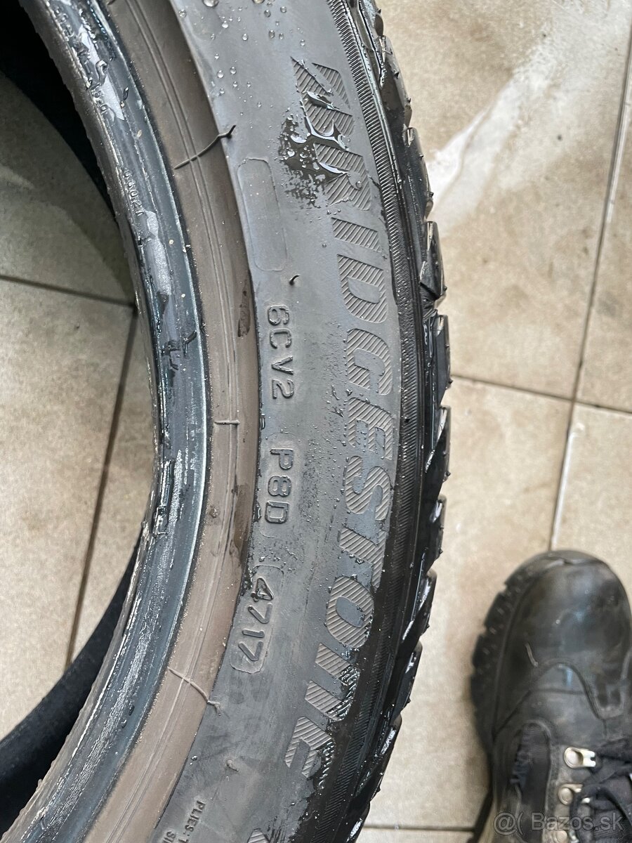 Bridgestone 215/50R18 letné