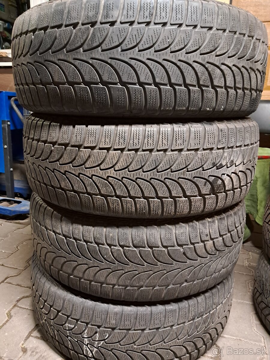 235/60 r18 zimne  brigestone