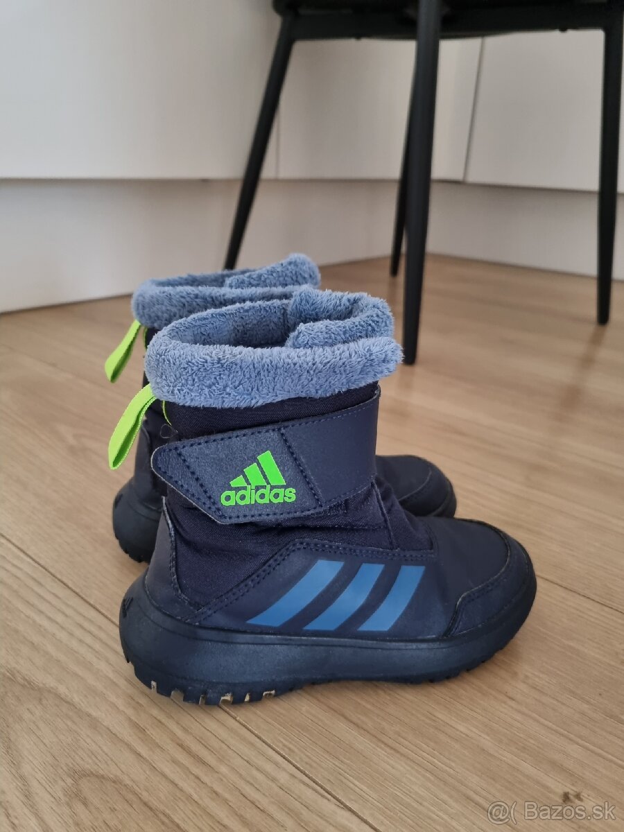 Snehule Adidas vel.29