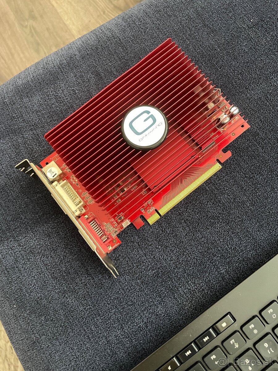 Geforce GT 7600 256mb