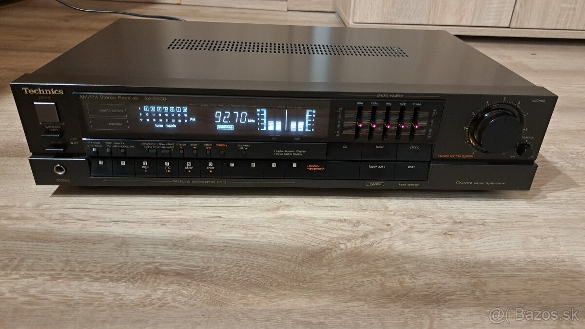 Technics SA-R 230