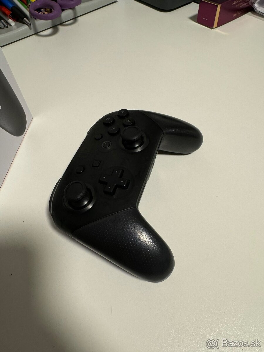 predam ovladac na nintendo switch pro controller v zaruke aj