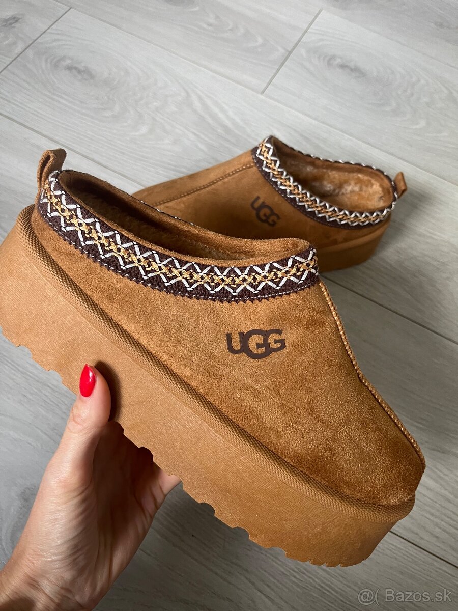 UGG tazz nové