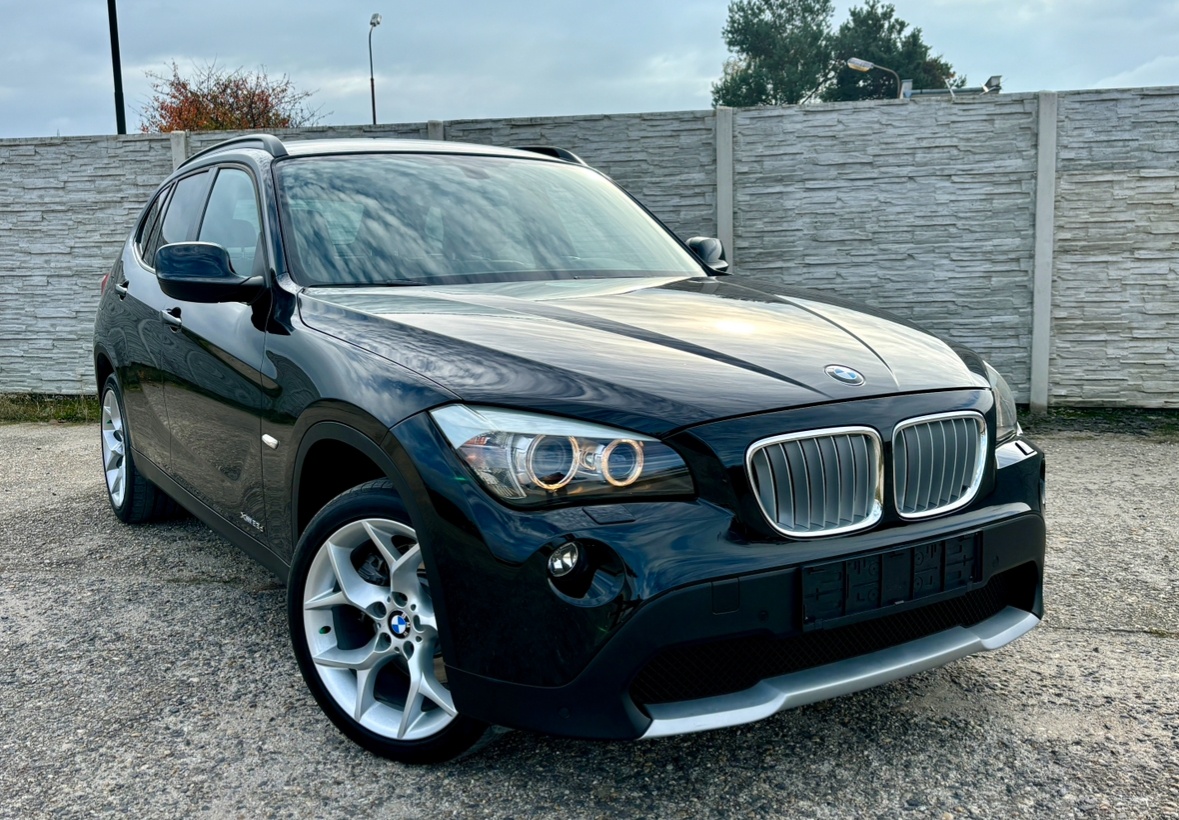 BMW X1 23d xDrive AT Sportpaket - Po servise