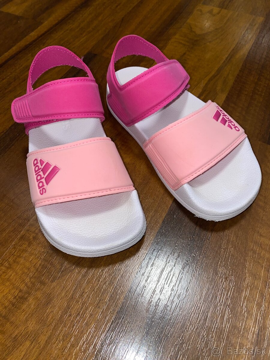 Adidas sandále