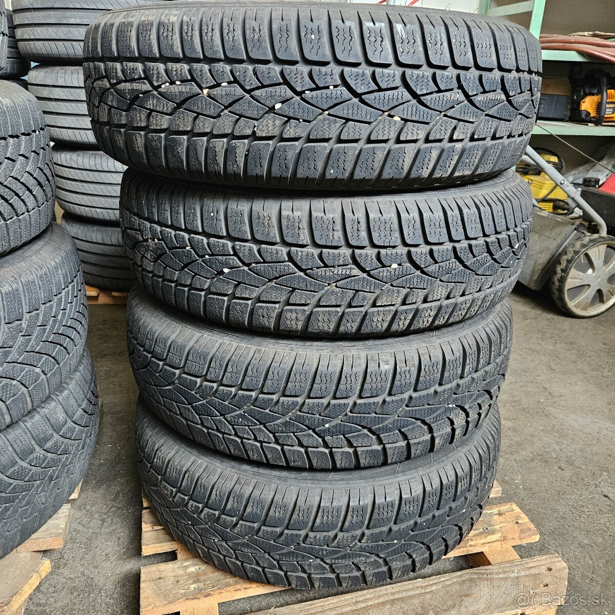 175/60 r16 Dunlop