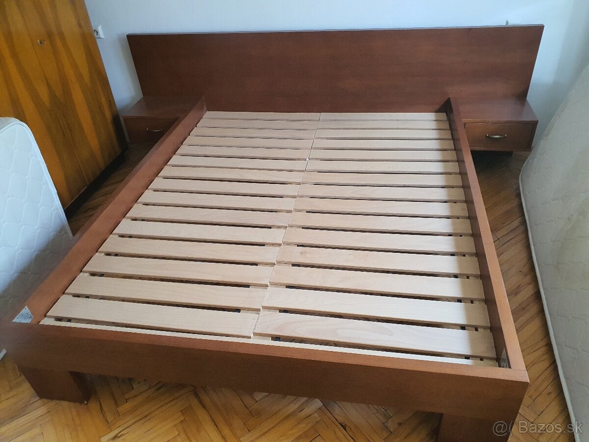 50 €   Manzelska postel    50 EUR