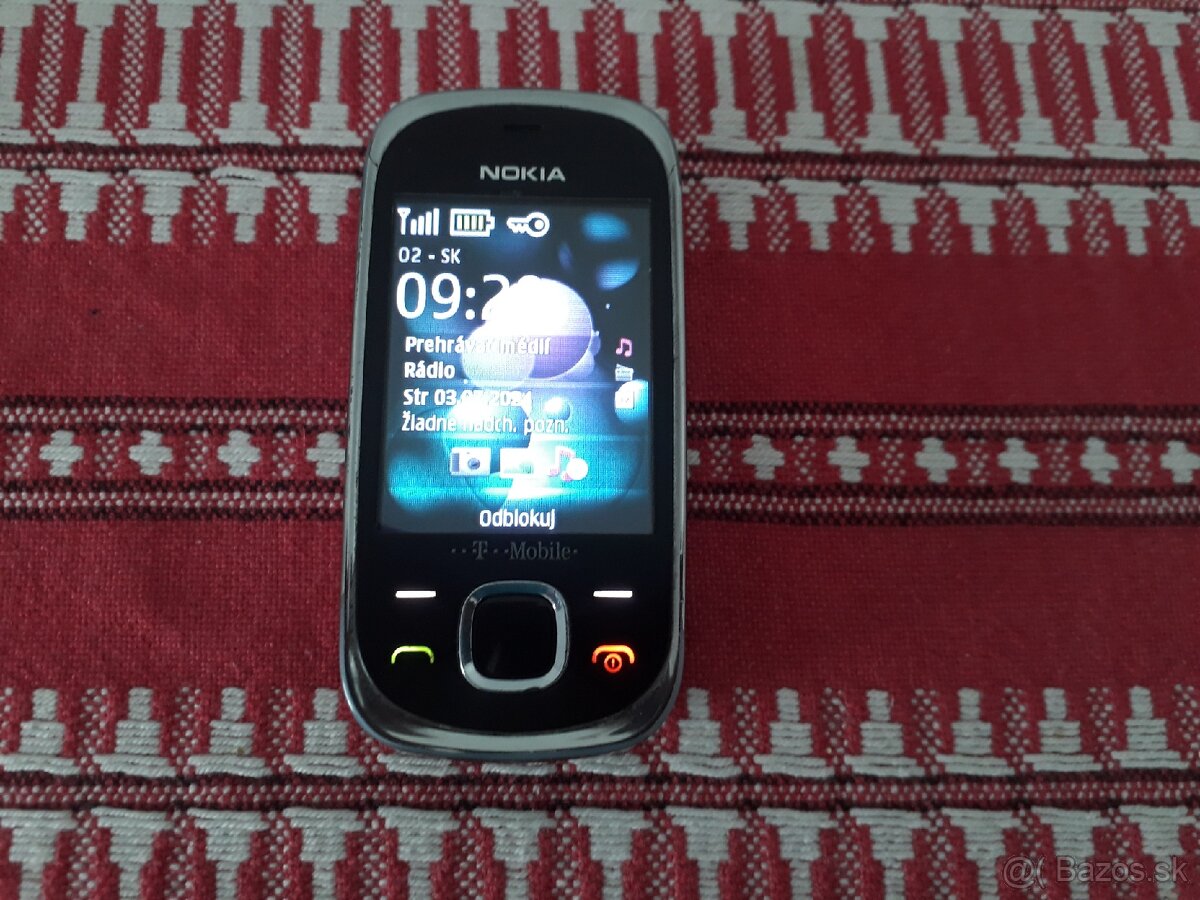 Nokia 7230