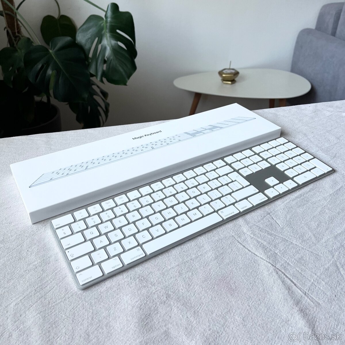 Apple Magic Keyboard s číselnou klávesnicou, strieborná – US