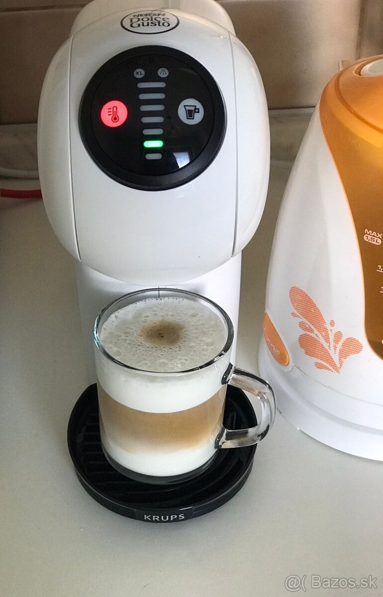 Kapsulovy kávovar Dolce gusto Géniov S