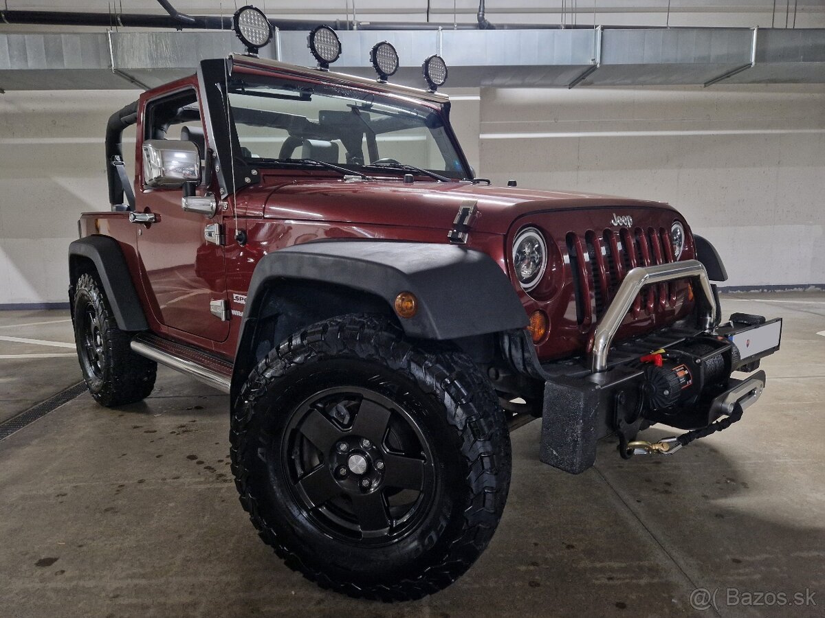 Jeep Wrangler JK 2,8 CRD Cabriolet 4x4 Ťažné Navijak