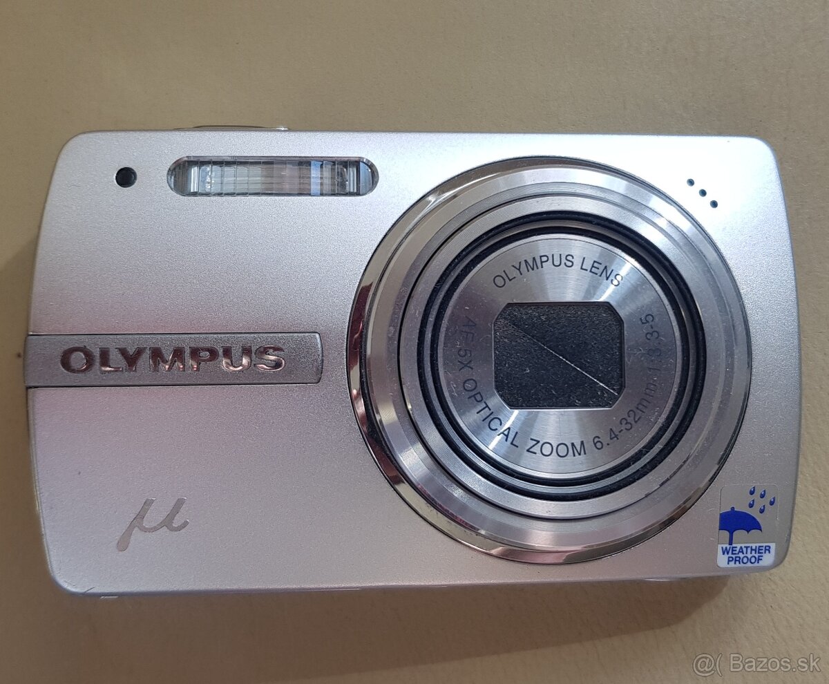 Olympus  micro 820