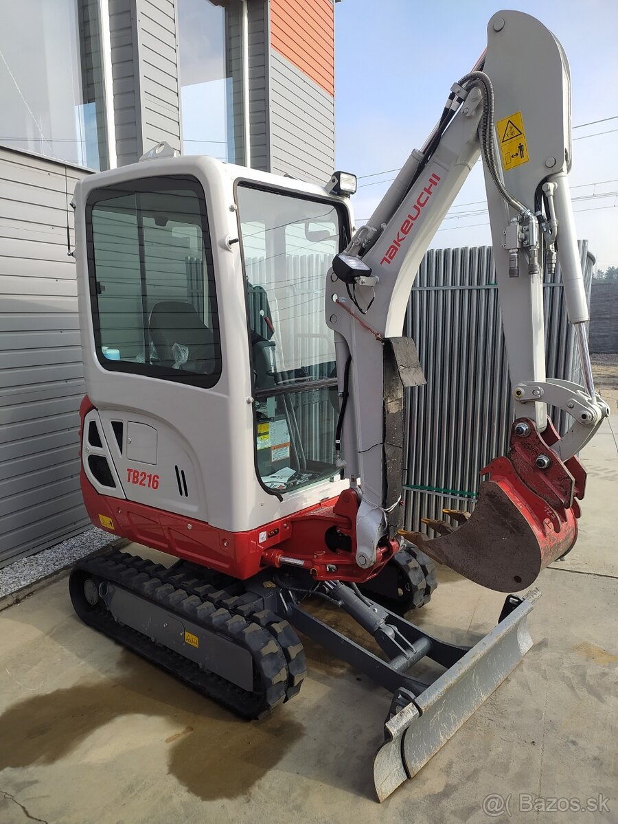 Minibager Takeuchi TB216 - 350 MTH