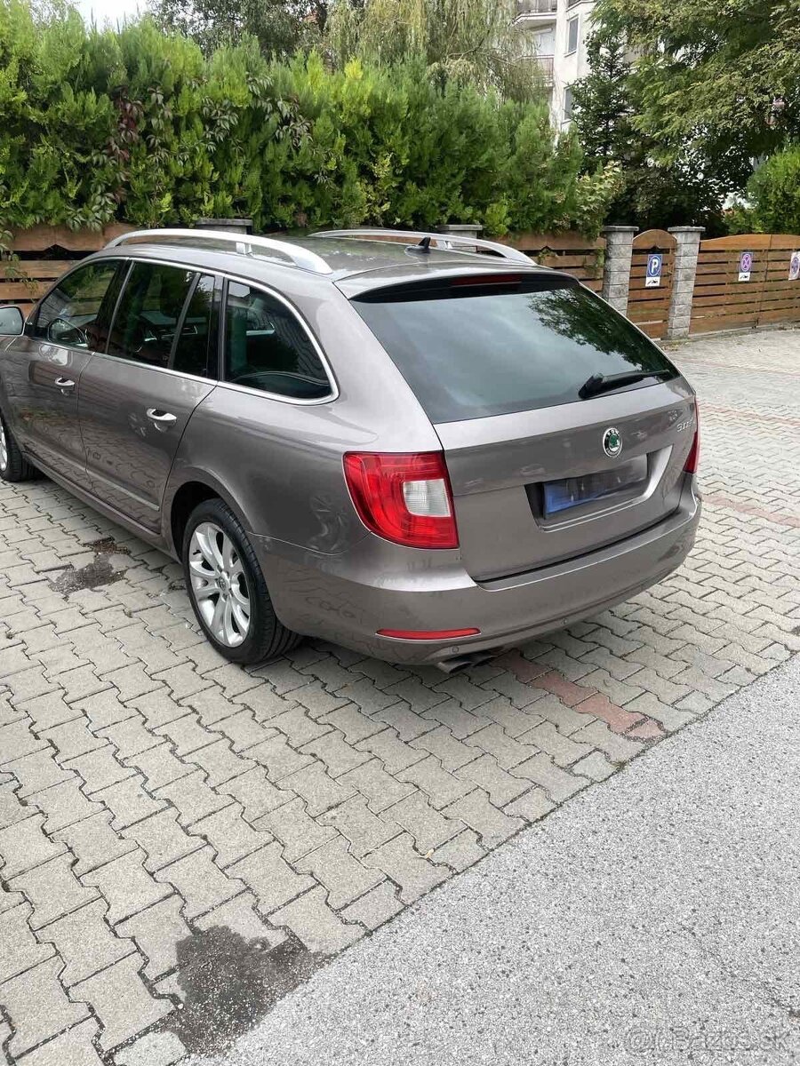 Predam škoda  super B  rok  2011   diesel  125 kw  1 majitel