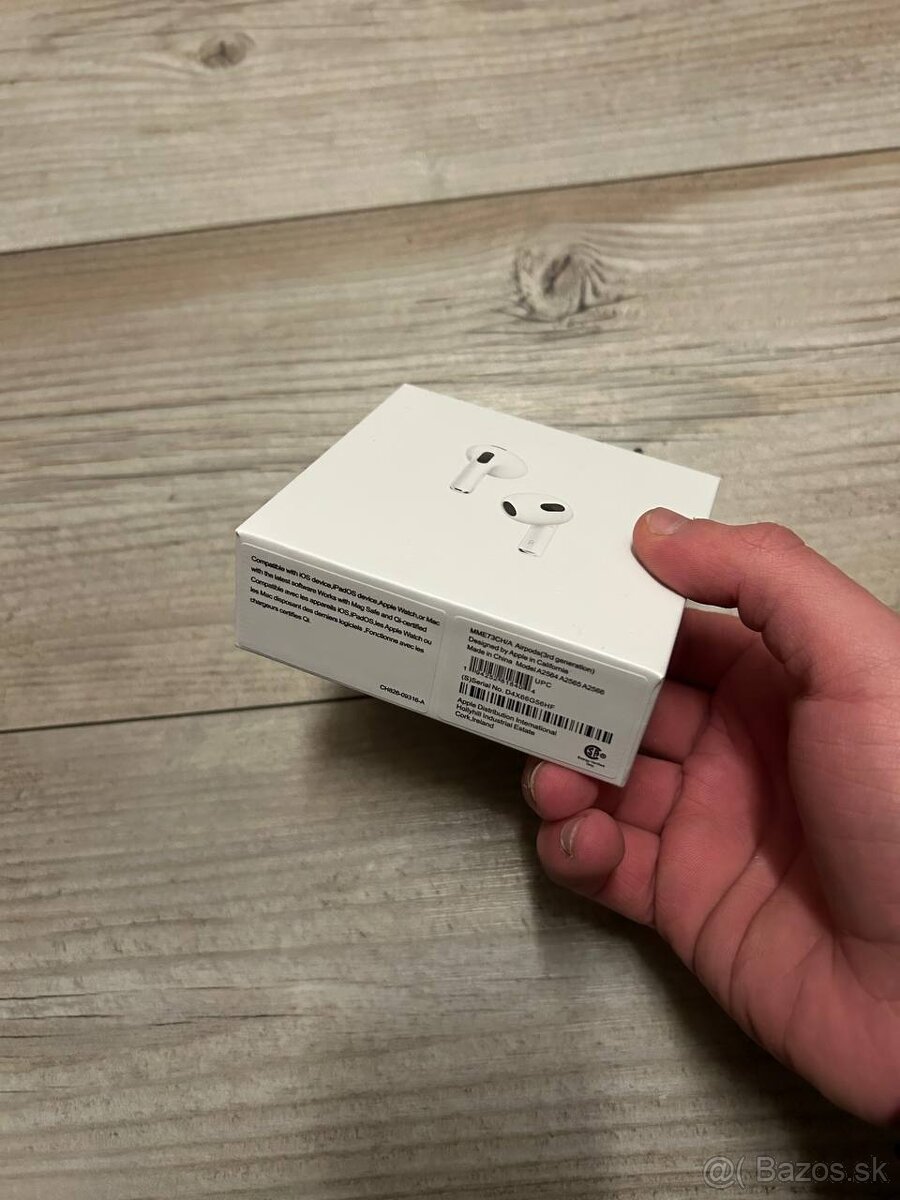 AirPods