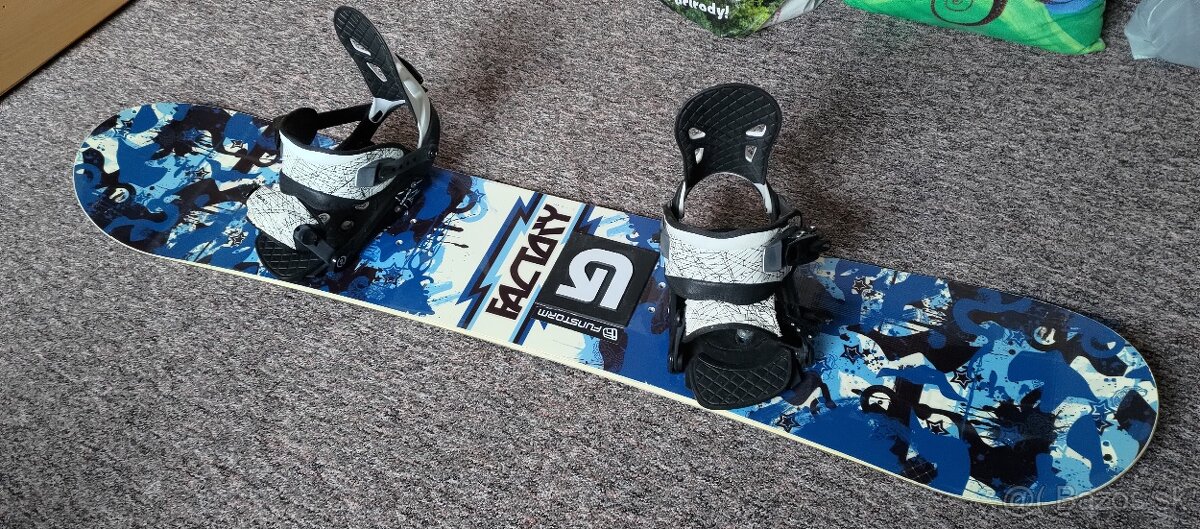 Predám snowboard s viazaním