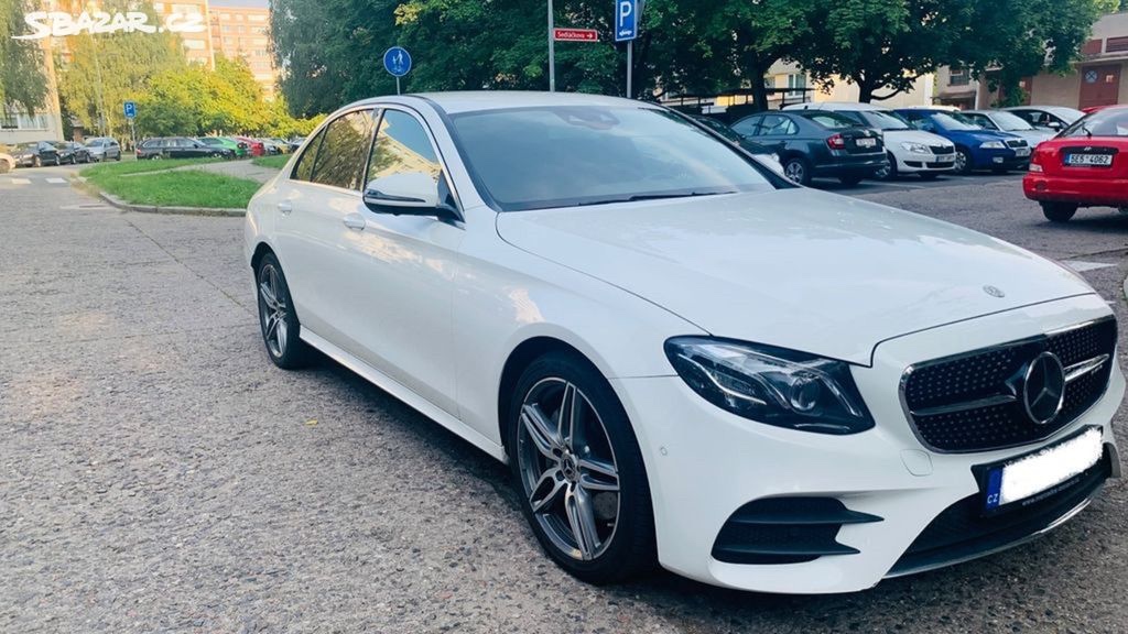 Mercedes Benz E220D-143kw.r.v.2019-AMG