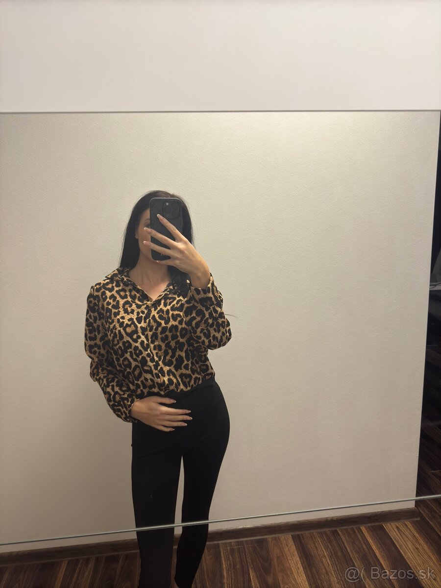 Body s leopardím vzorom