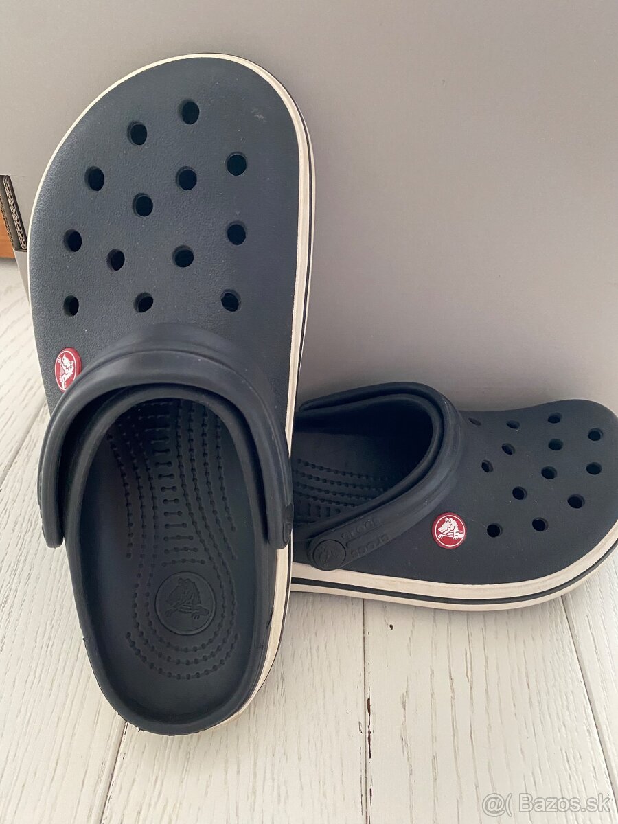 Slapky Crocs