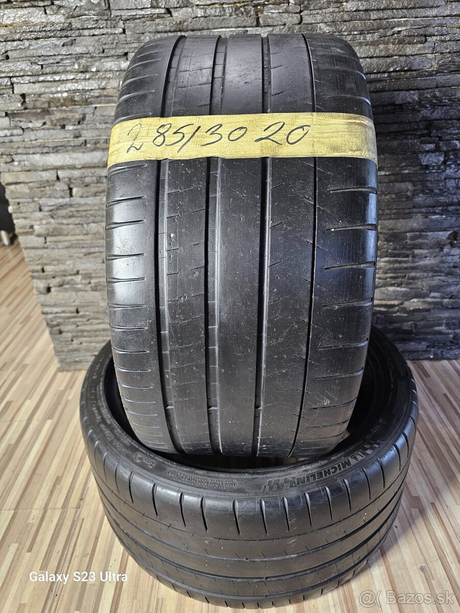 285/30/ ZR20 Michelin Pilot Super Sport