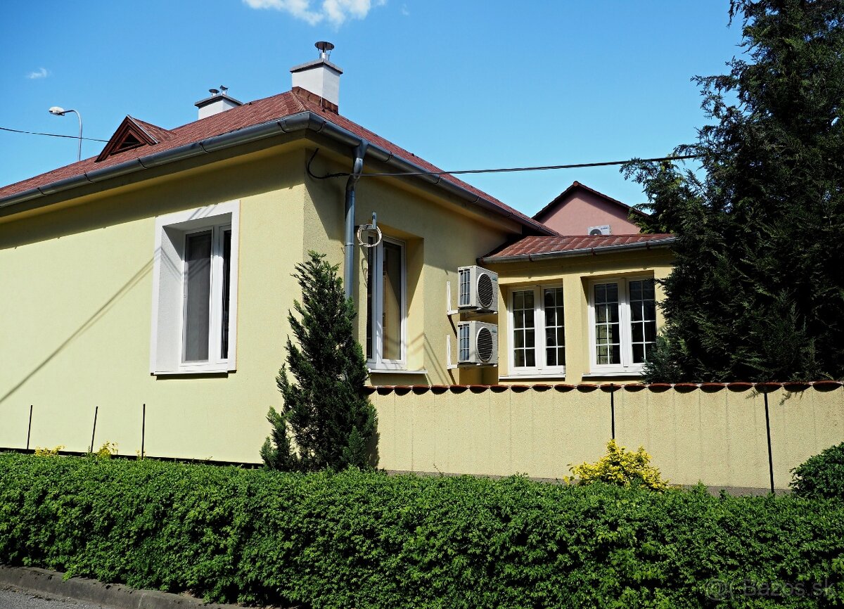 Predaj rekonštruovaného RD s dvojgarážou - Nerudova,Košice