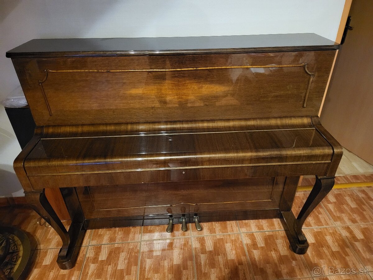 Petrof piano