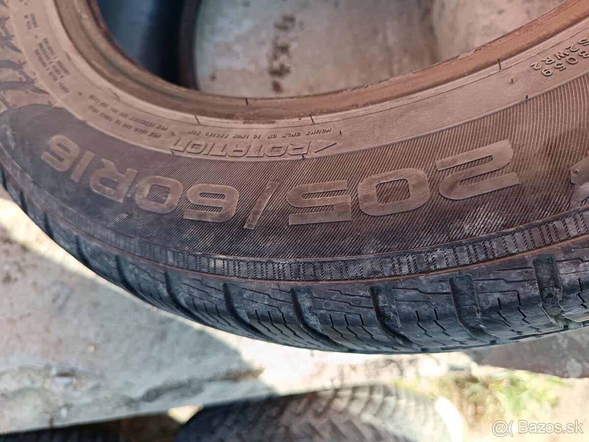 Predám pneumatiky 205 /60r16 zimne