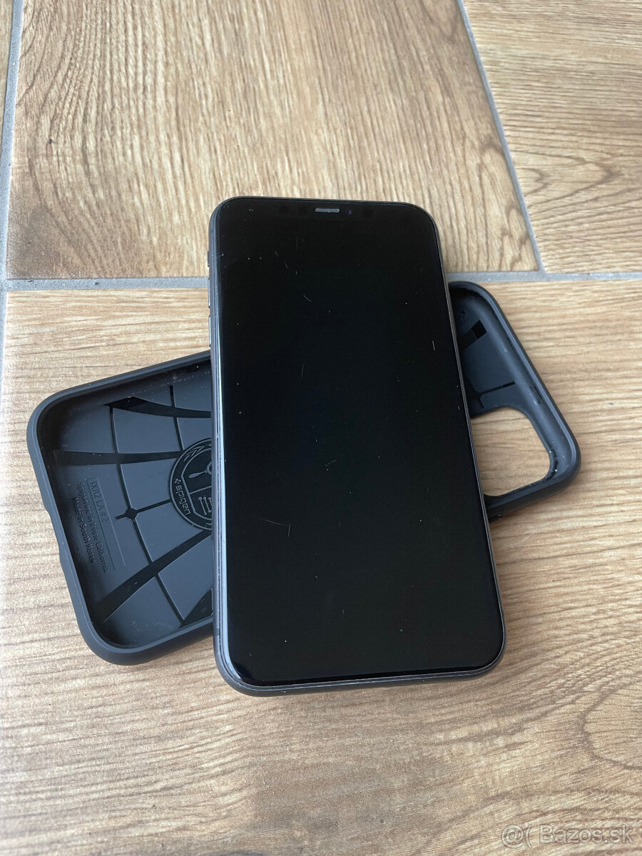 iPhone 11 128GB,black - Vyborny stav