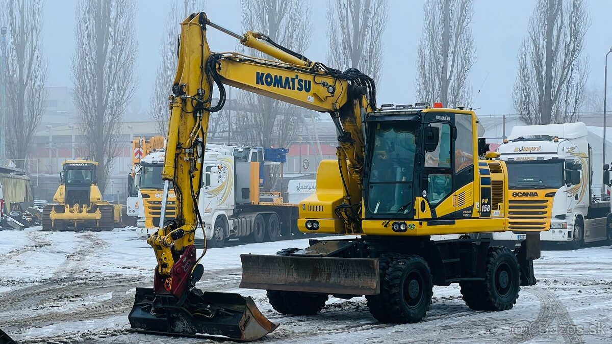 Prodám Komatsu PW 158 s 3D Nivelací TOP výbava TOP stav