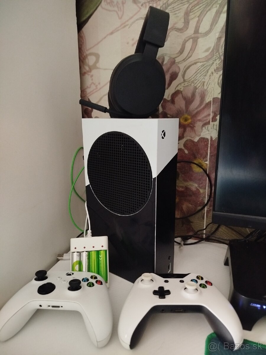 Predám Xbox series S