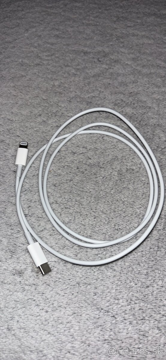 Apple USB-C to Lightning Cable (1 m)