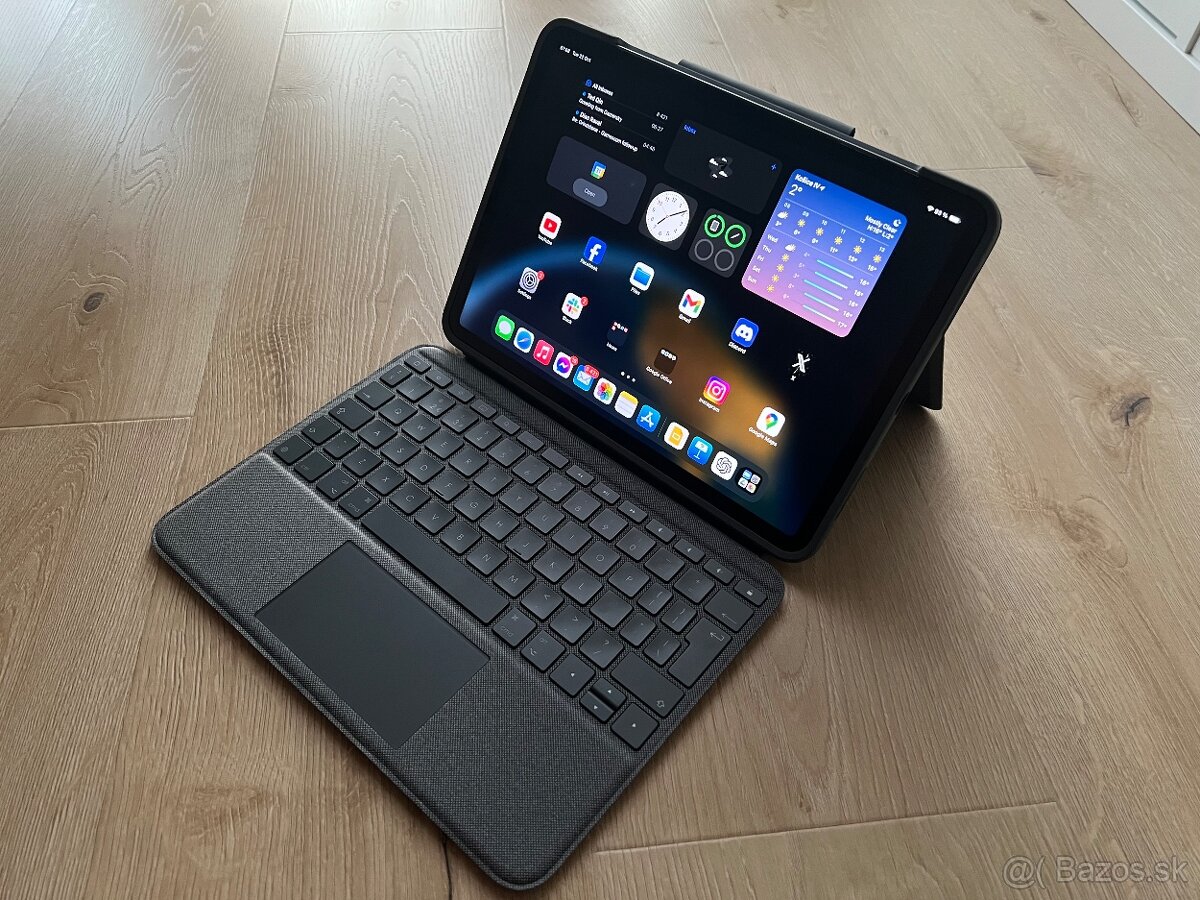 iPad Pro 11” M2 128GB + klávesnica Logitech Folio Touch