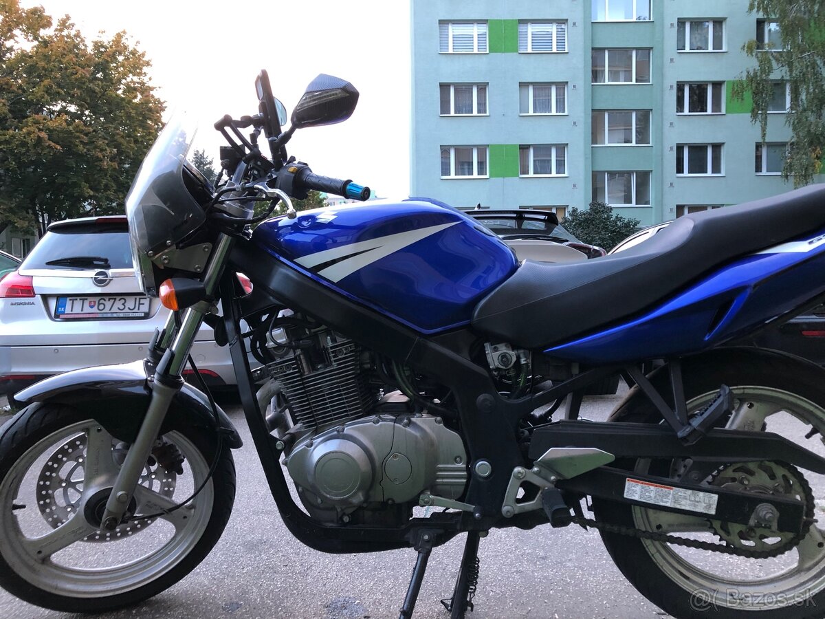 Suzuki GS 500u na ND