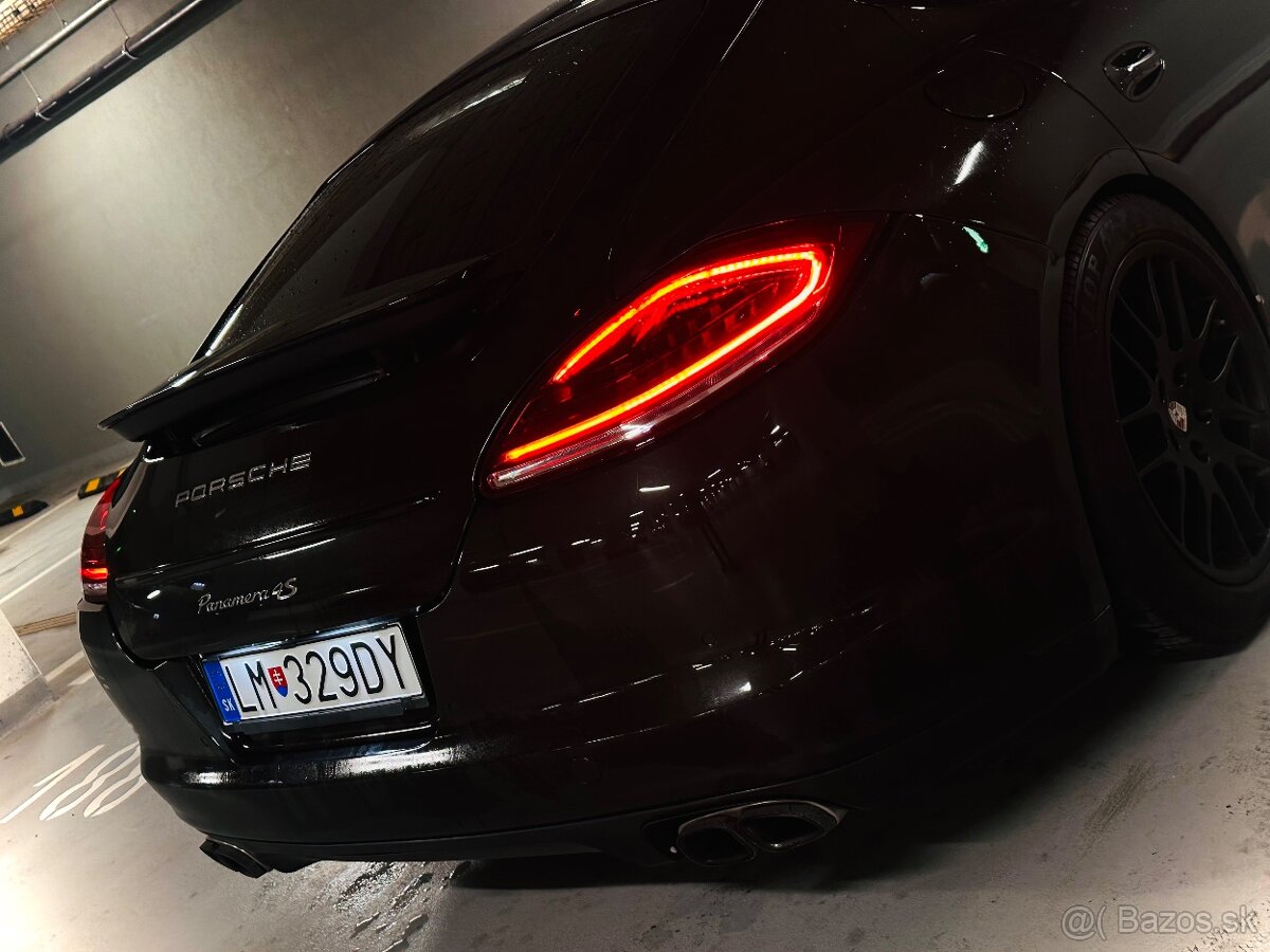 Porsche Panamera 4s 4.8 400ps