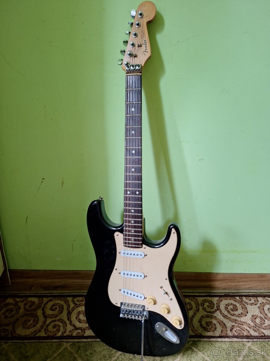 Kópia Fender Stratocaster staršia