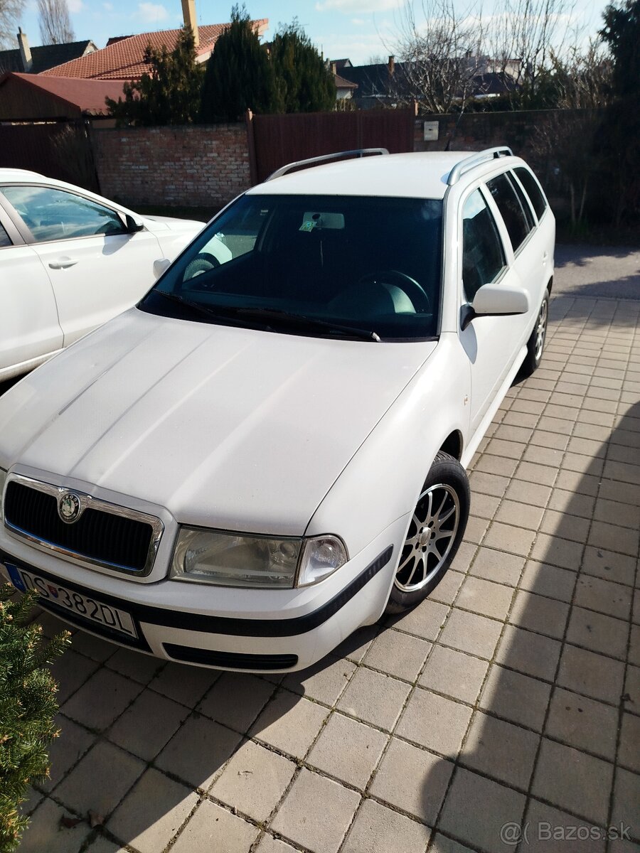 Škoda Octavia 1