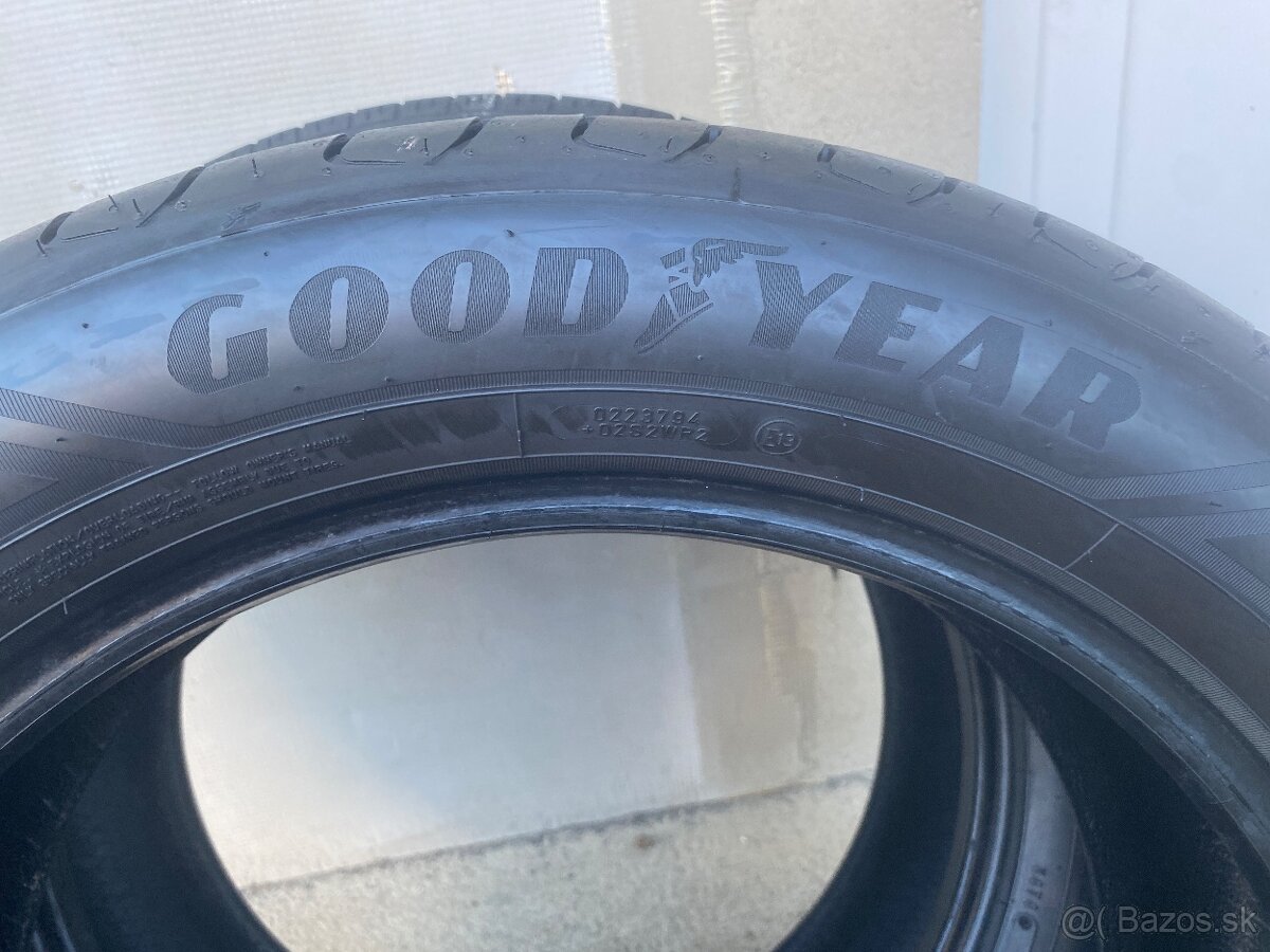 Goodyear 225/55r19