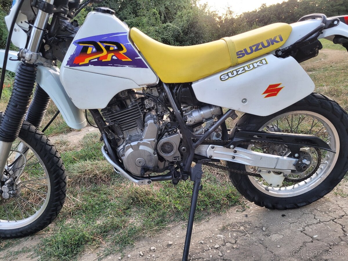 Suzuki DR 350 SE elektrický štartér